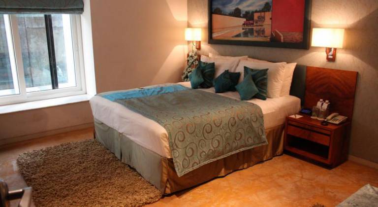 Hotel Bawa Continental
