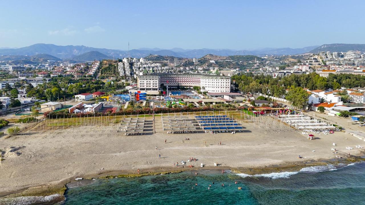 Grand Cortez Resort & Spa