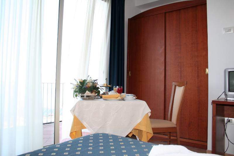 Hotel San Leonardo Vibo Eventi & Congressi 4* Италия, Калабрия