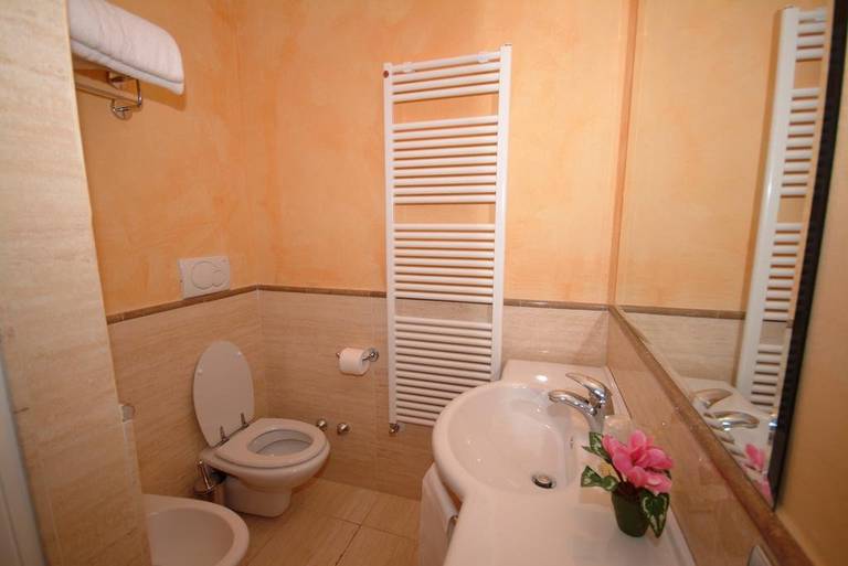 Solo Experience Hotel