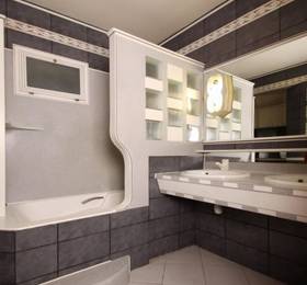 Marignan Hotel в Париже