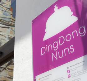 DingDong Nuns Hostal в Валенсии