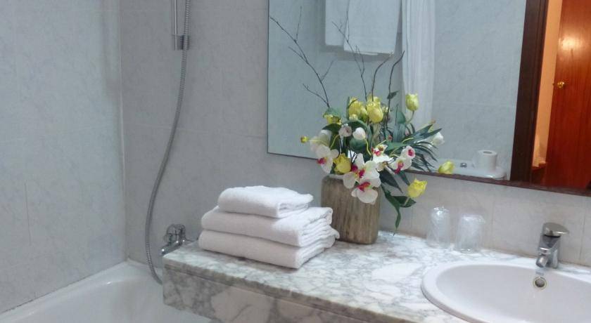 Aneto Hotel 1* Испания, Барселона