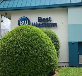 Best Western Ocean Beach Hotel & Suites в Джексонвилле