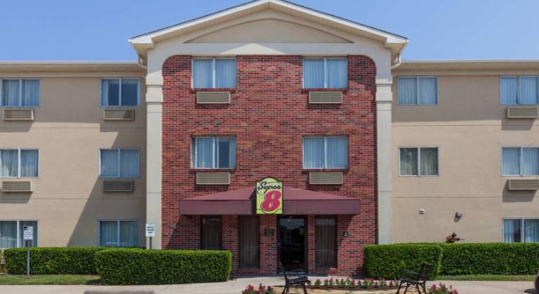 Super 8 Grapevine/DFW Airport Northwest
