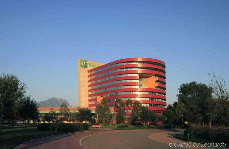 Holiday Inn Monterrey-Parque Fundidora
