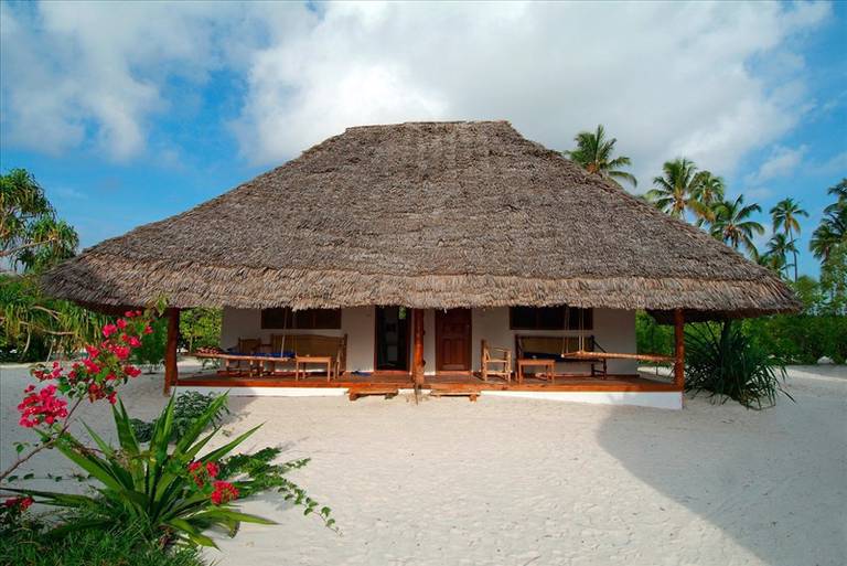 Hakuna Majiwe Lodge