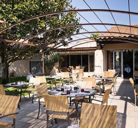 Best Western Hotel Paradou в Авиньоне