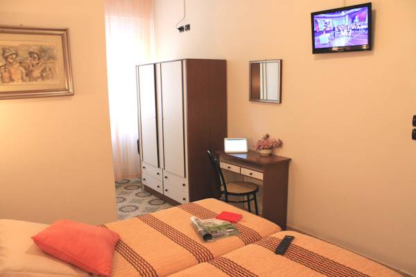 Maria Serena Hotel