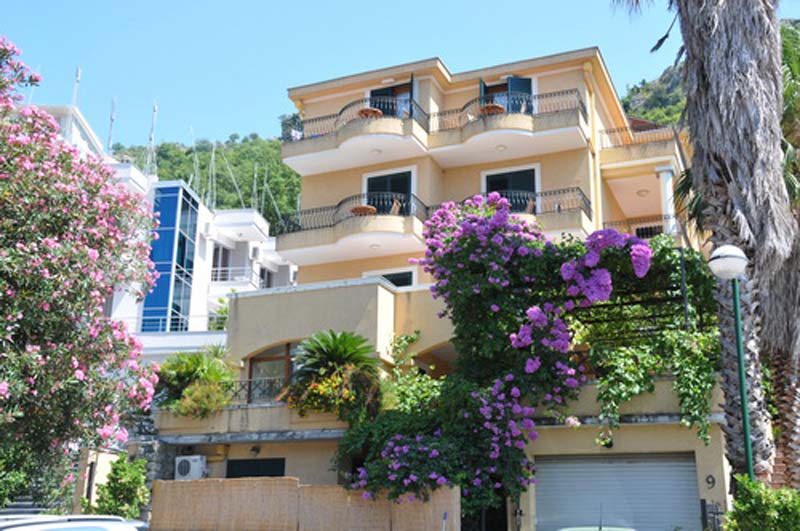 Garni Hotel Meduza 3*