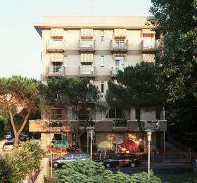 Marselli Hotel в Римини