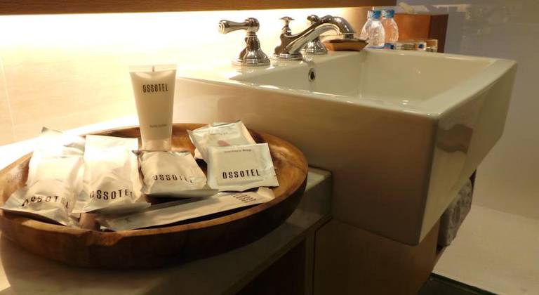 Ossotel Legian Hotel Bali