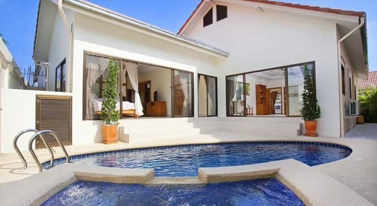 The Grove Villa 5bed