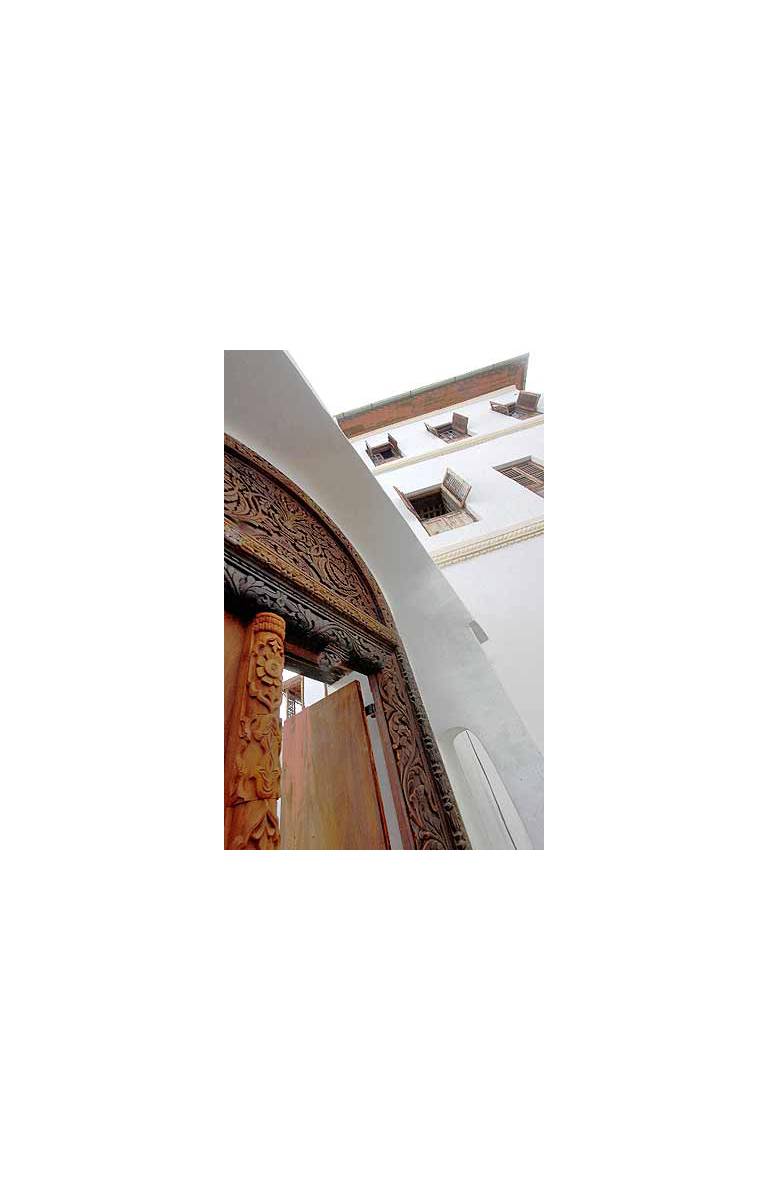 Kholle House