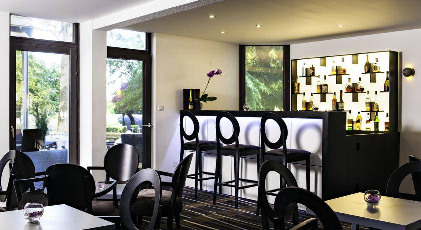 Chateau de la Tour Hotel Restaurant 3* Франция, Аквитания