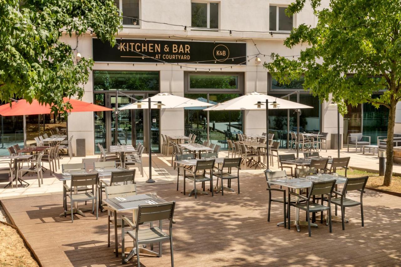 Courtyard by Marriott Paris Saint-Denis 4*