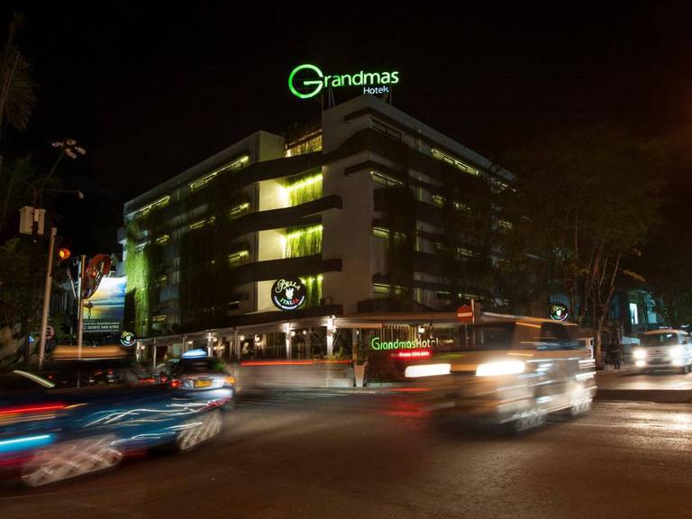 GrandMas Plus Hotel Legian