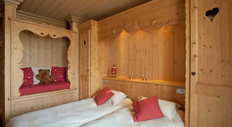 Le Paquis Hotel