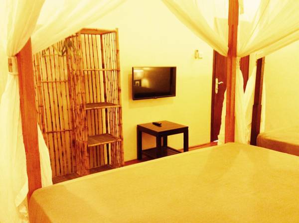 Buddha Villas & Surf School 3* Индонезия, Кута