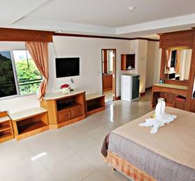 Lek Hotel в Паттайе