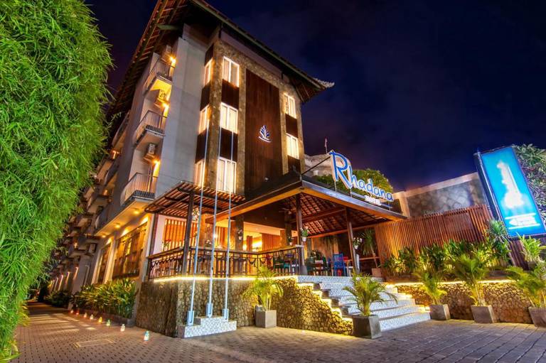 Rhadana Hotel