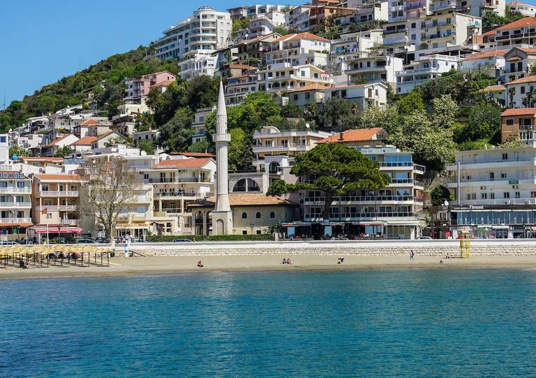 Riva Hotel
