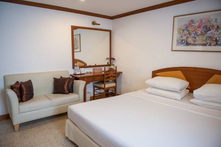 Lido Beach Hotel