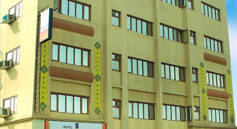 Hotel Swati Deluxe