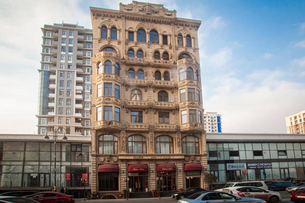 AYF Palace Hotel 4*