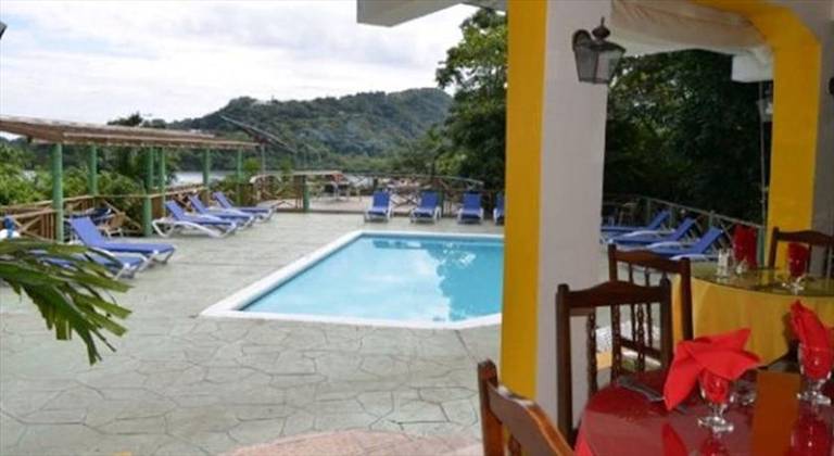 Bay View Eco Resort & Spa