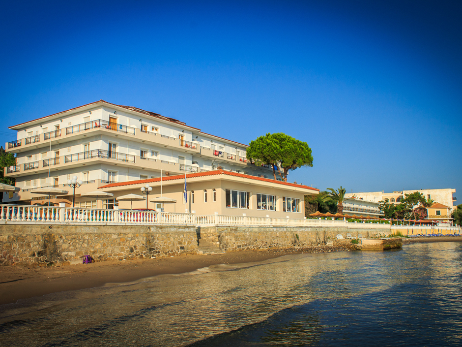 Chryssi Akti & Paradise Beach 3*