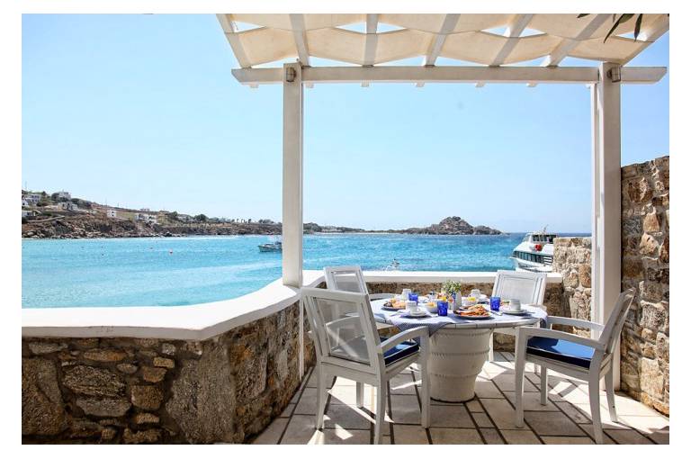 Petinos Hotel
