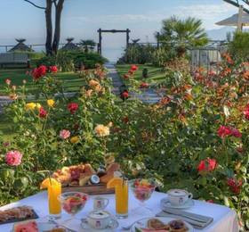 Туры в Hotel de La Roya в Франции