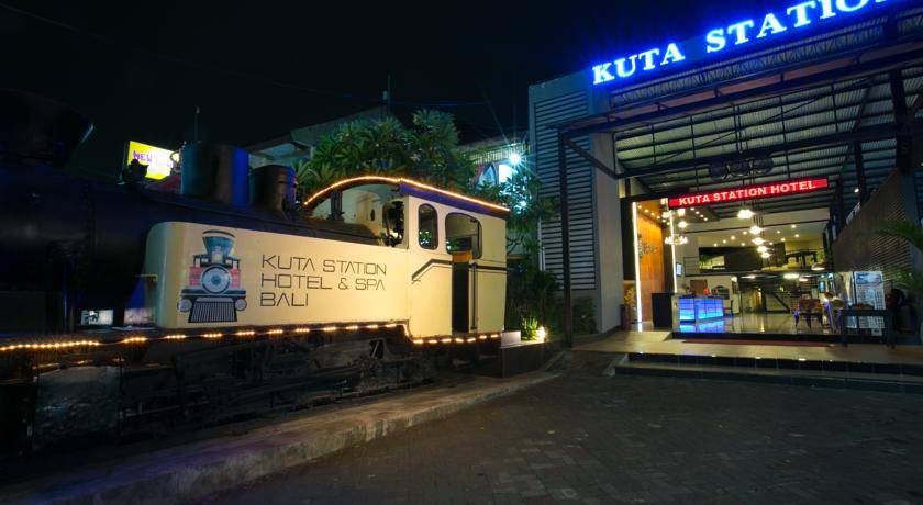 Kuta Station Hotel & Spa 3* Индонезия, Кута