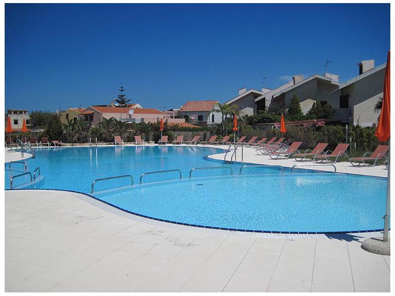 Capo Peloro Resort