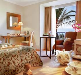 Classical Filoxenia Hotel в Пелопоннесе