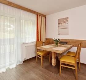 Gastehaus Bergkristall Pension в Зельдене