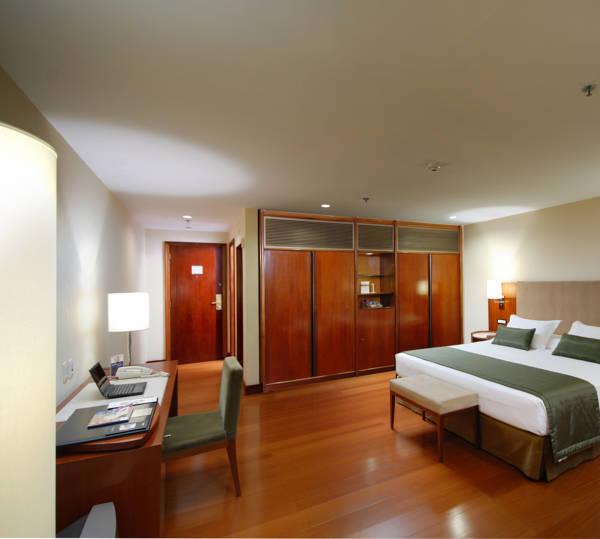 Golden Tulip Belas Artes