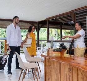 Acajou в о. Праслин