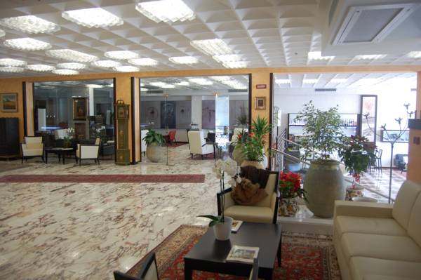 Hotel Grand Moroni