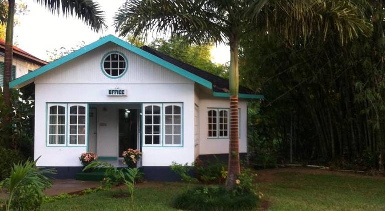 Coral Seas Garden Resort