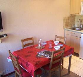 Res. Arb Home Club Apt в Эспас Килли