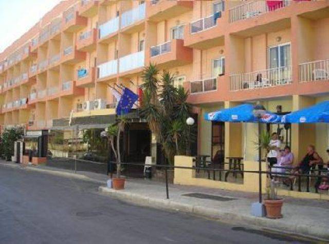 Qawra Inn Hotel 3* Мальта, Аура