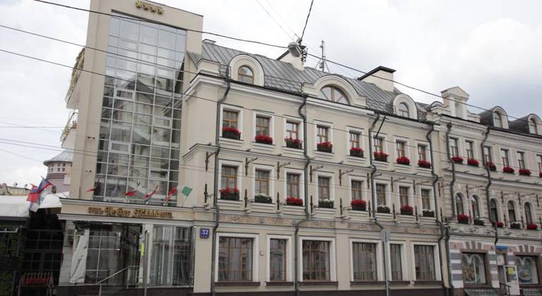 Амбассадори отель