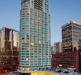 Vancouver Marriott Pinnacle Downtown в Ванкувере
