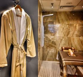Holiday Inn Toronto Midtown в Торонто