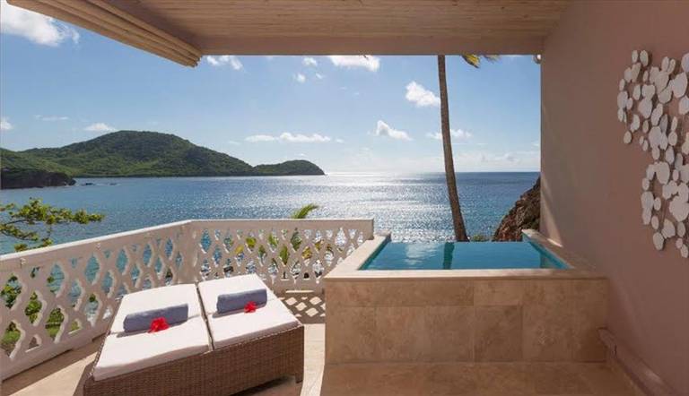 Curtain Bluff