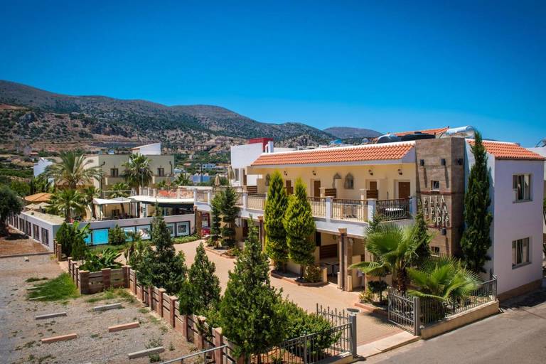 Bella Elena Apartments