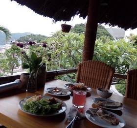 The Light Coral Isand Resort в Нячанге