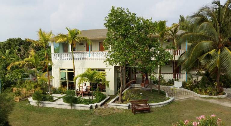 Nazaki Residences Beach Hotel